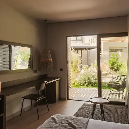 Cook's Club Rhodes إياليسوس